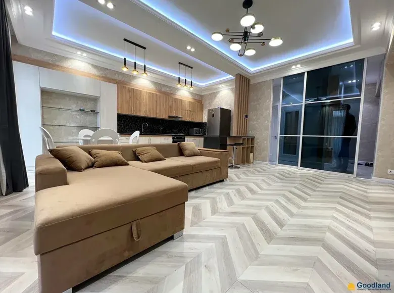 Продаётся 2-комнатная квартира, 66 м², 3/6 этаж — Яккасарайский район