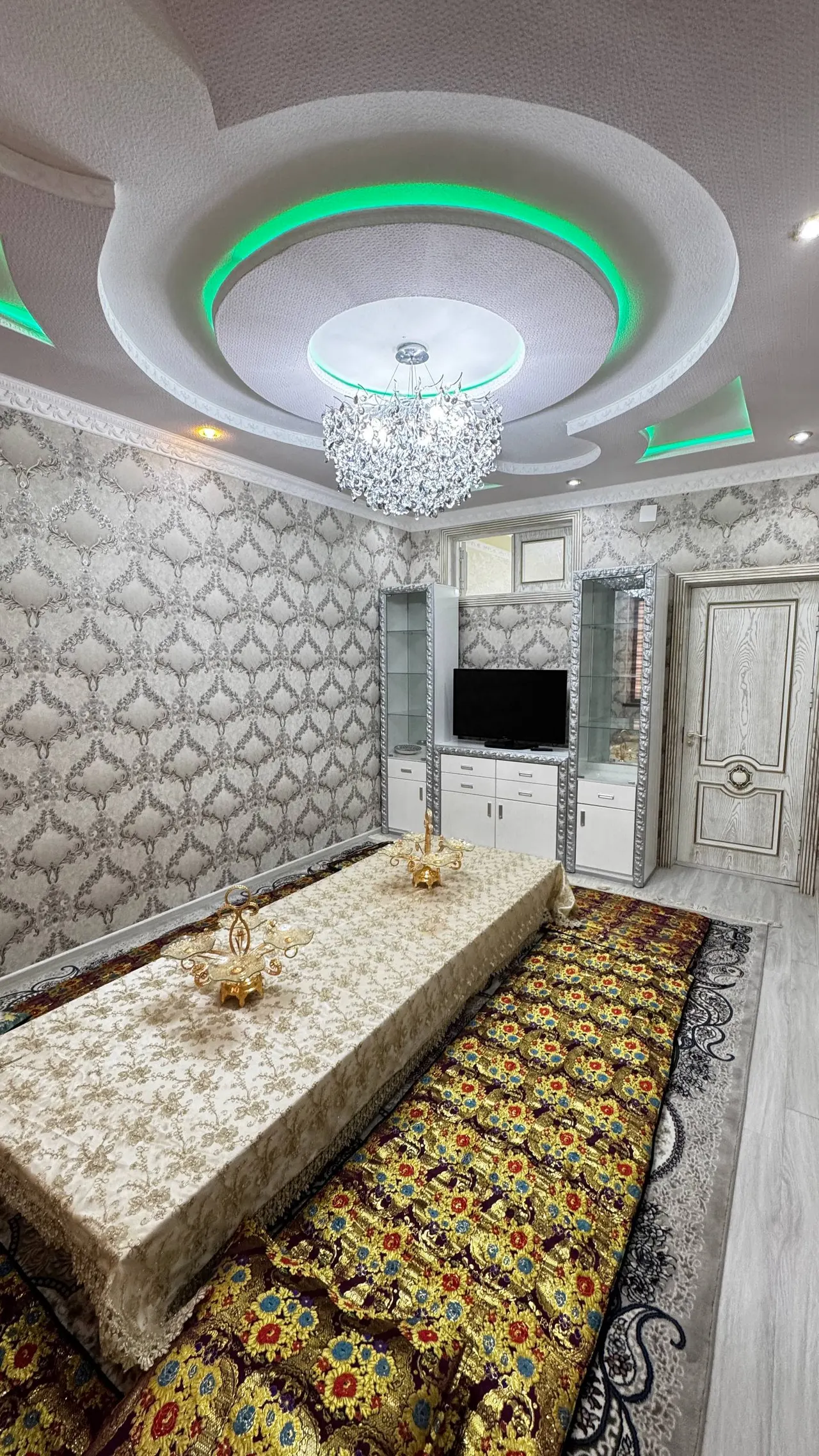 Ижарага берилади 3 хонали квартира, 90 м², 3/8 қават — Самарқанд шаҳри