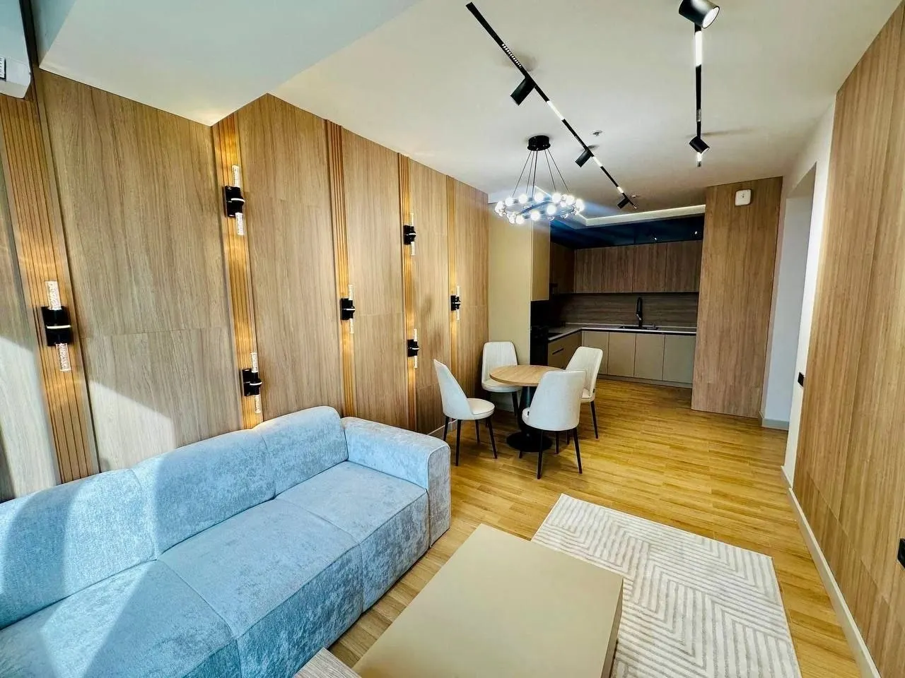 Продаётся 3-комнатная квартира, 76 м², 14/24 этаж — Яккасарайский район