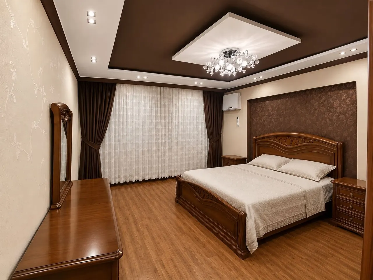Продаётся 5-комнатная квартира, 131 м², 3/4 этаж — Чиланзарский район