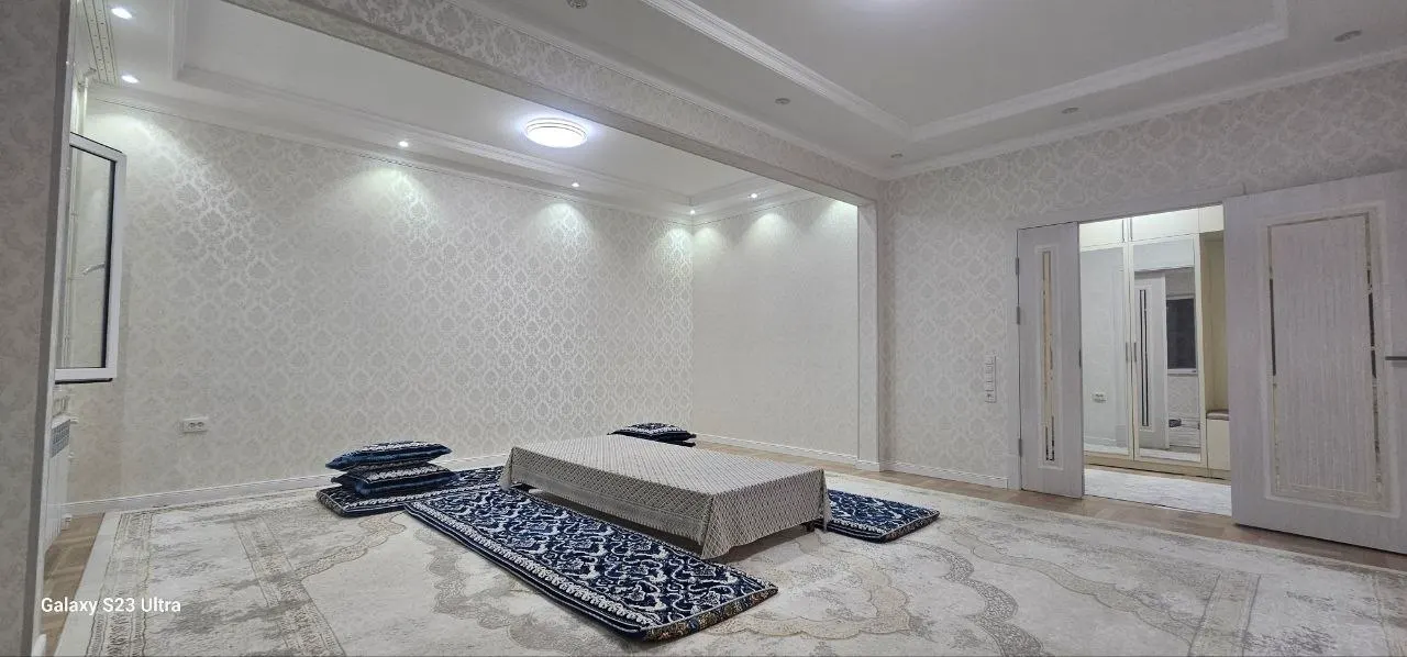 Sotiladi 4 xonali kvartira, 115 m², 2/5 qavat — Yashnobod tumani