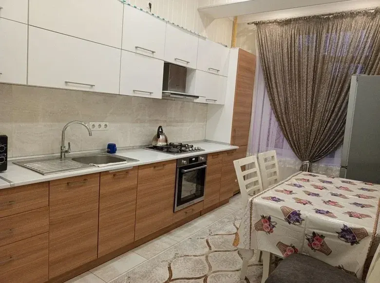 Сдаётся 3-комнатная квартира, 80 м², 4/9 этаж — Яккасарайский район