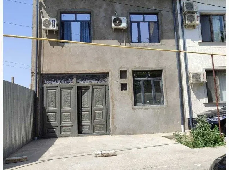 Сотилади 4 хонали ҳовли уй, 1.5 сотих, 130 м² — Юнусобод тумани