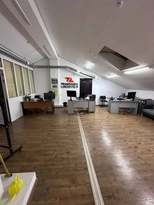 Ижарага берилади тижорат биноси, 276 м² — Яккасарой тумани