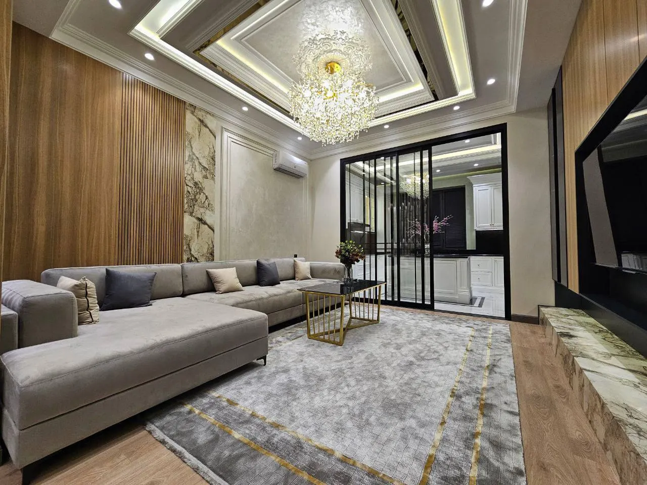 Ijaraga beriladi 3 xonali kvartira, 125 m², 6/8 qavat — Shayxontohur tumani