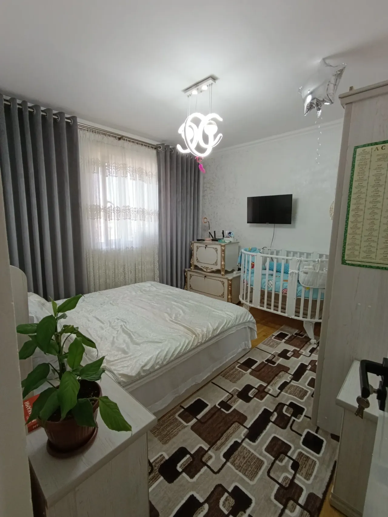 Сотилади 2 хонали квартира, 60 м², 4/4 қават — Мирзо Улуғбек тумани