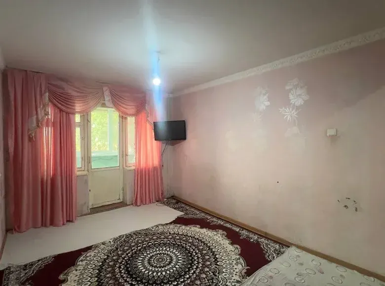 Сотилади 2 хонали квартира, 4/5 қават — Томди тумани