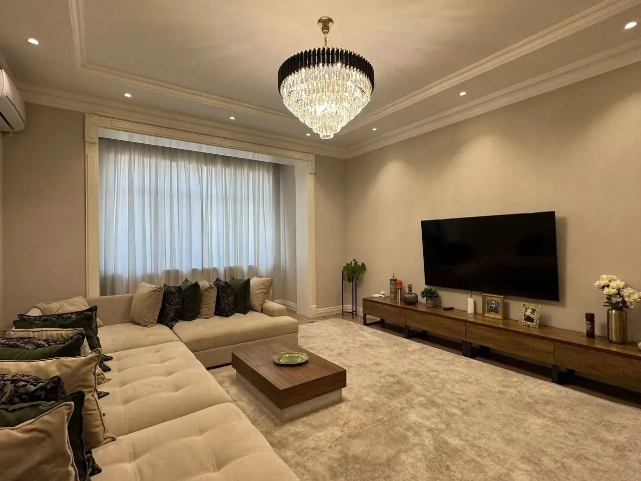 Ijaraga beriladi 3 xonali kvartira, 166 m², 4/8 qavat — Mirzo Ulugʻbek tumani