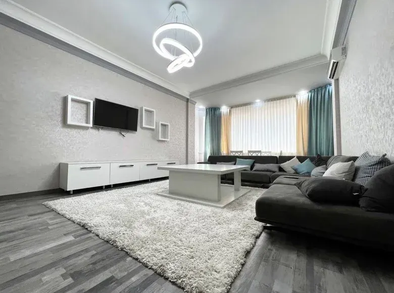 Ижарага берилади 4 хонали квартира, 190 м², 5/8 қават — Чилонзор тумани