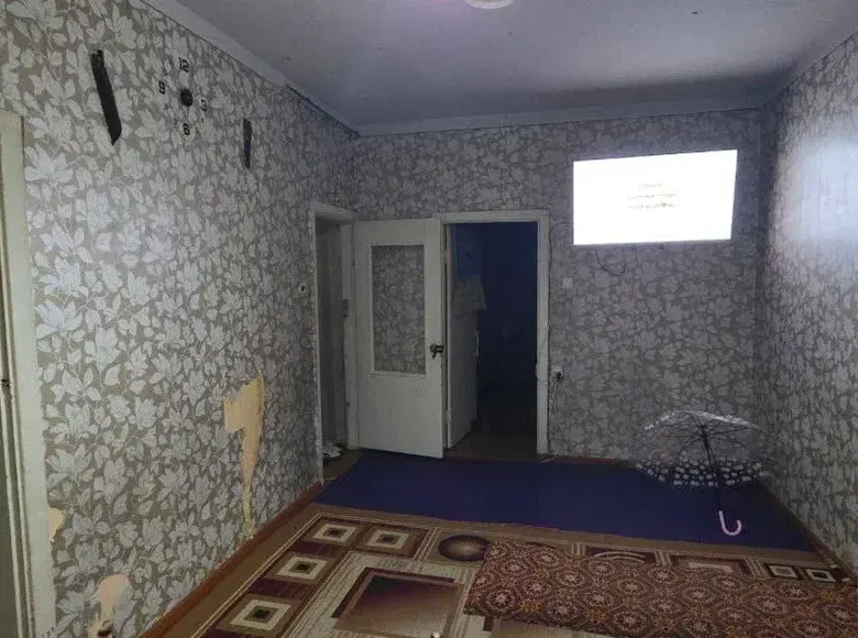 Сотилади 2 хонали квартира, 50 м², 2/4 қават — Мирзо Улуғбек тумани
