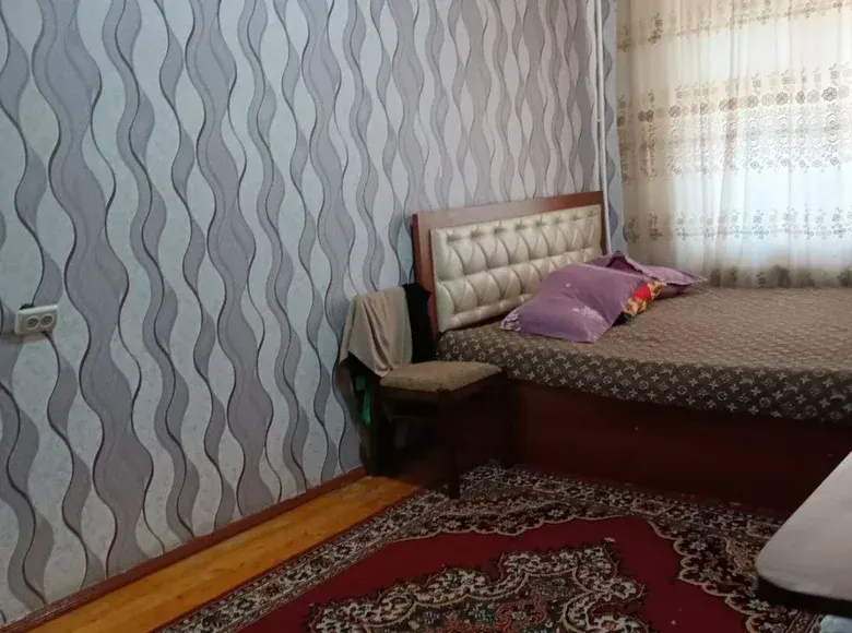 Сотилади 5 хонали квартира, 100 м², 2/4 қават — Шайхонтоҳур тумани