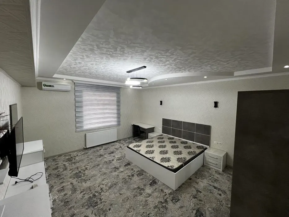Сдаётся 3-комнатная квартира, 82 м², 4/7 этаж — Мирабадский район