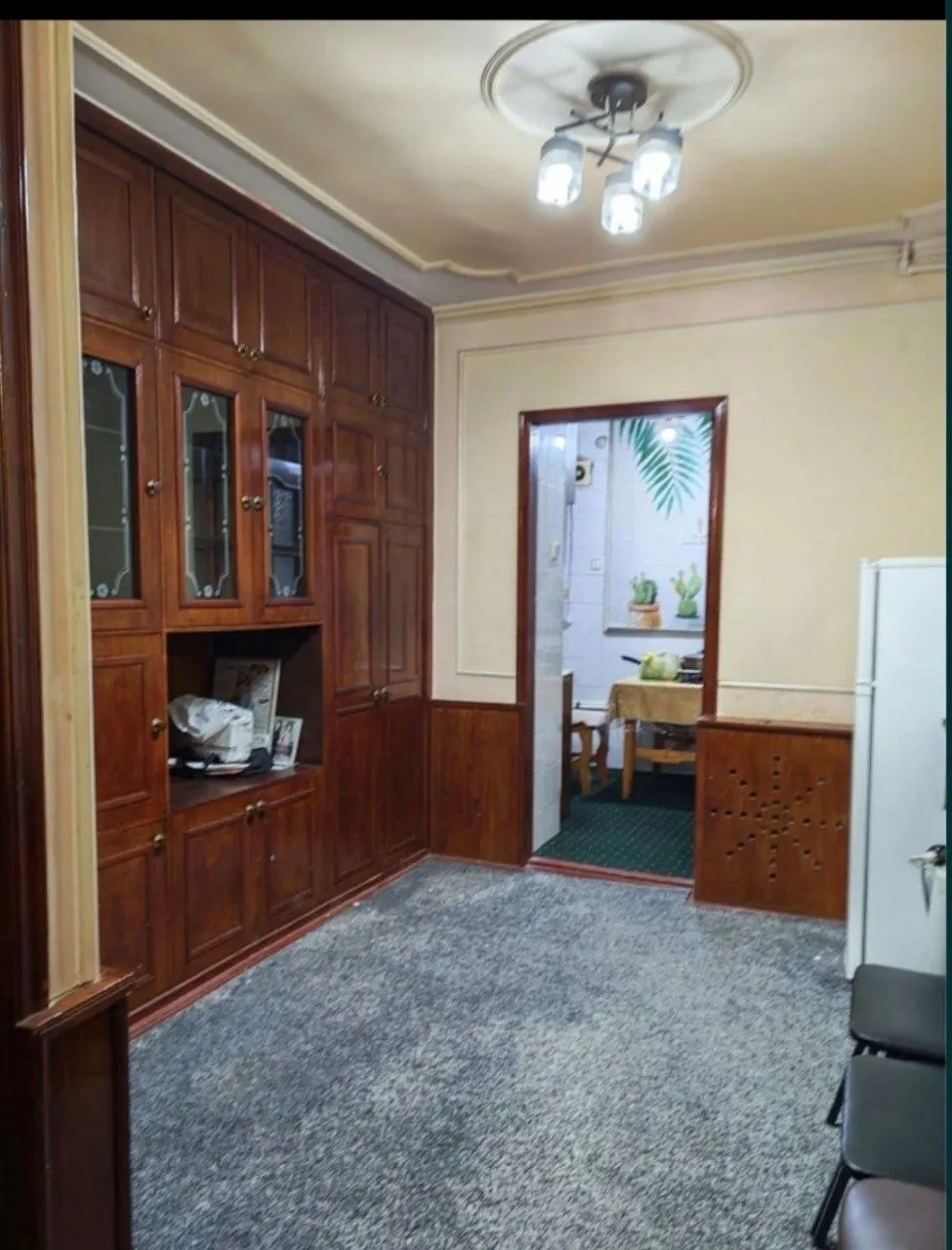 Ijaraga beriladi 3 xonali kvartira, 75 m², 1/5 qavat — Shayxontohur tumani