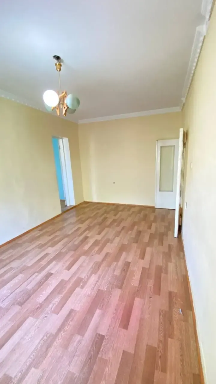 Продаётся 1-комнатная квартира, 38 м², 4/4 этаж — Шайхантахурский район