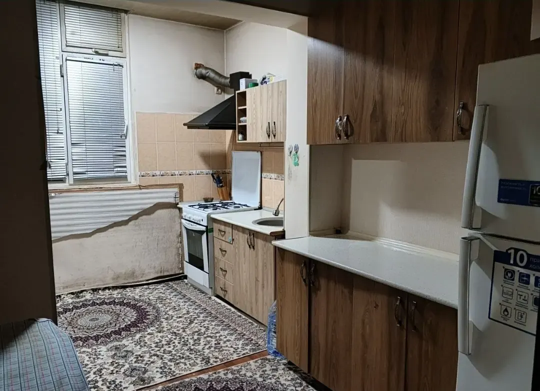 Продаётся 2-комнатная квартира, 56 м², 3/4 этаж — Алмазарский район