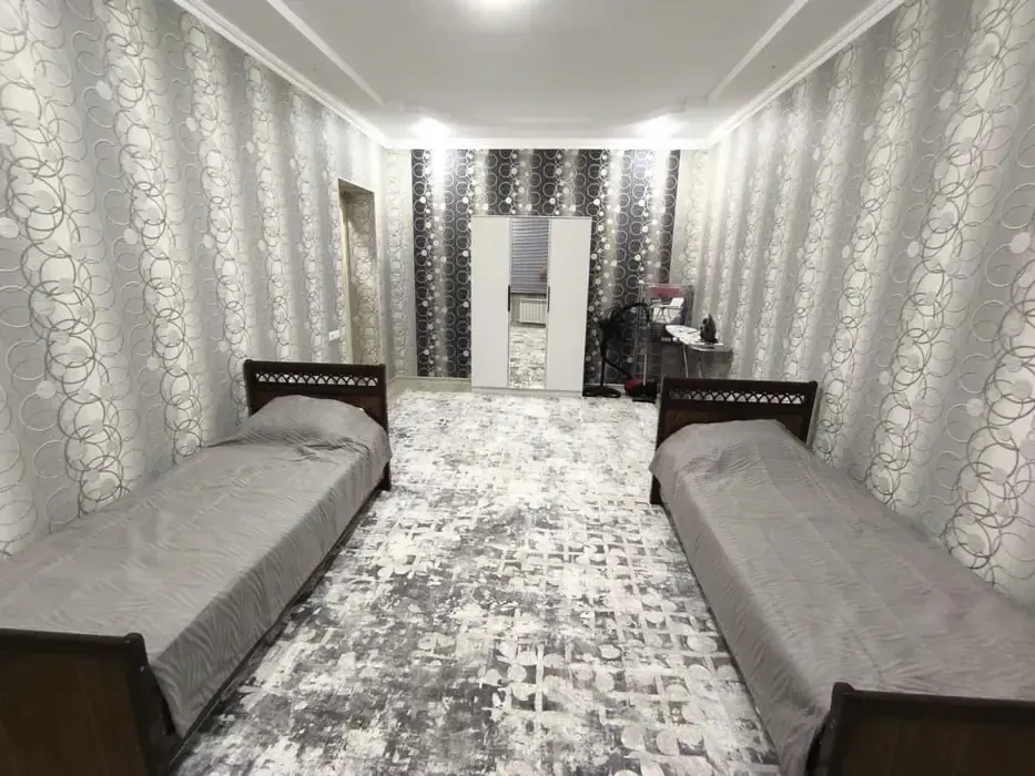 Ижарага берилади 4 хонали квартира, 130 м², 2/2 қават — Яшнобод тумани