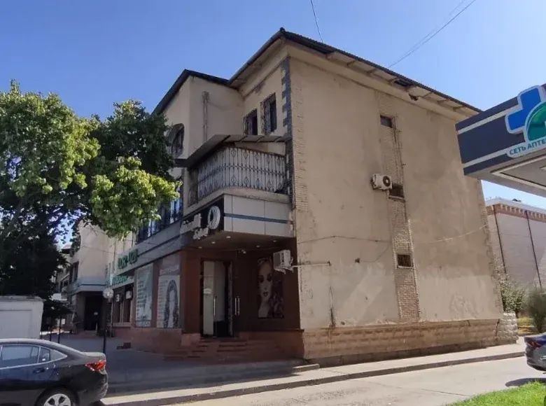 Сотилади 3 хонали квартира, 110 м², 2/3 қават — Сергели тумани