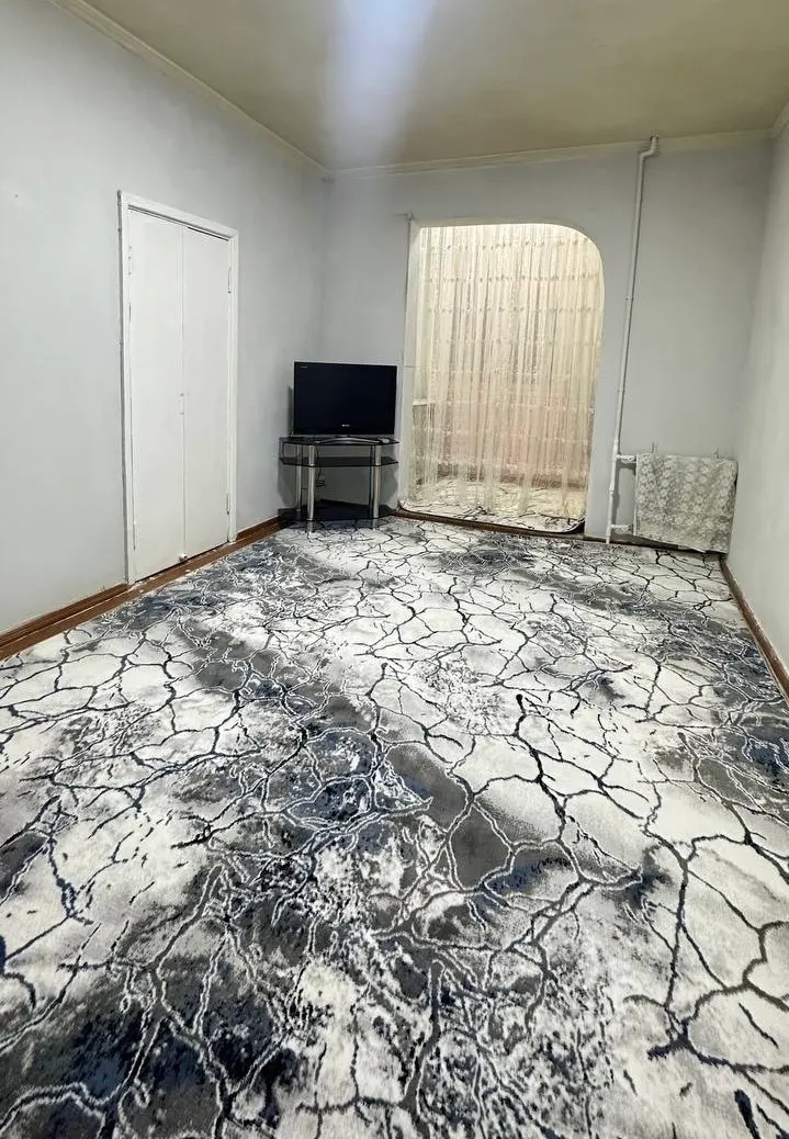 Ижарага берилади 1 хонали квартира, 36 м², 2/4 қават — Мирзо Улуғбек тумани