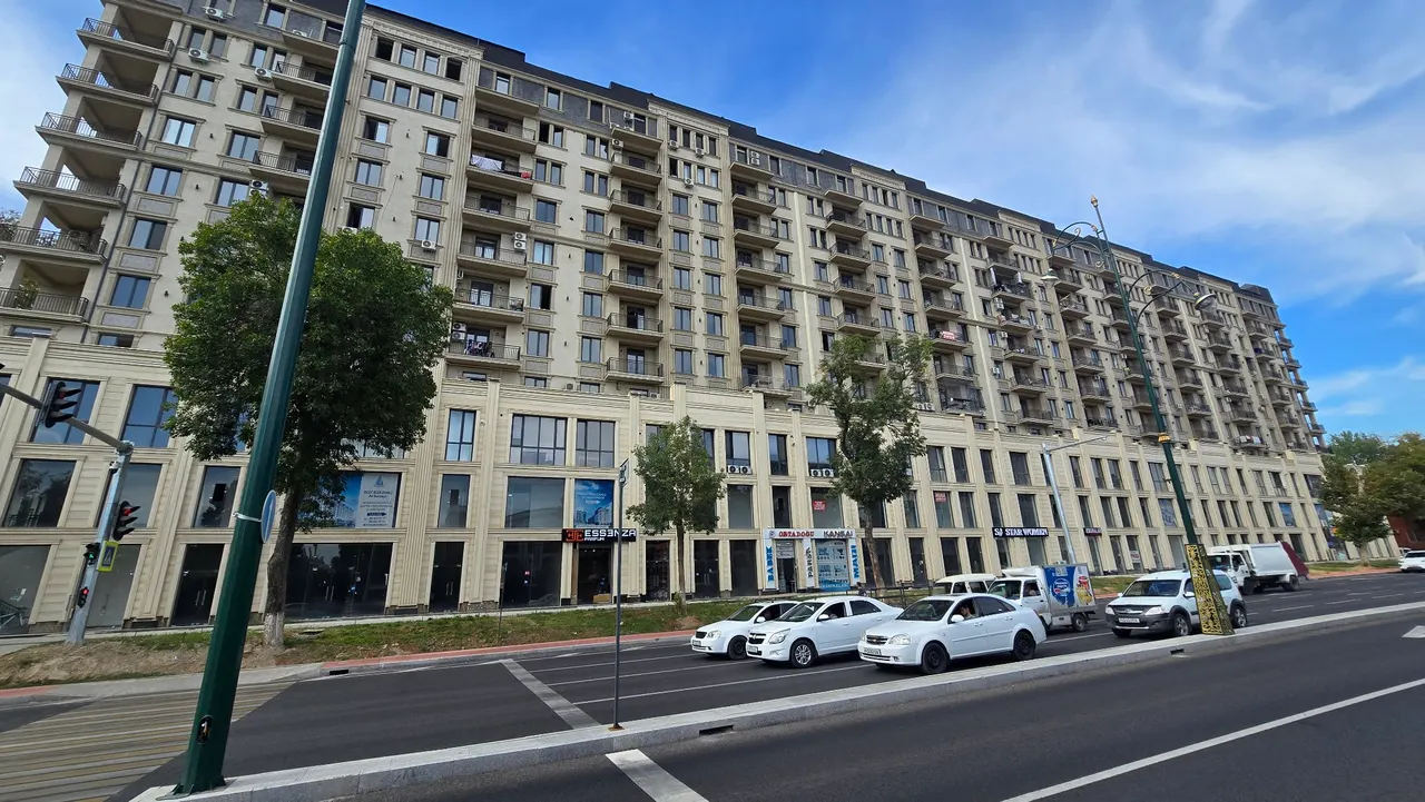 Сдаётся коммерческое помещение, 140 м², 1/11 этаж — Яккасарайский район