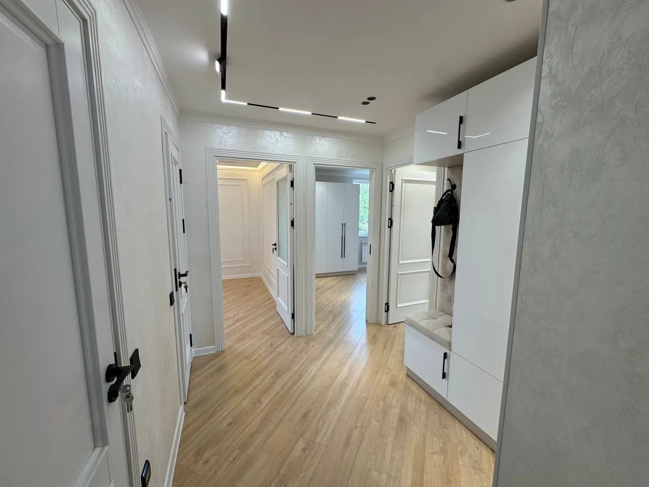 Sotiladi 4 xonali kvartira, 70 m², 4/5 qavat — Chilonzor tumani