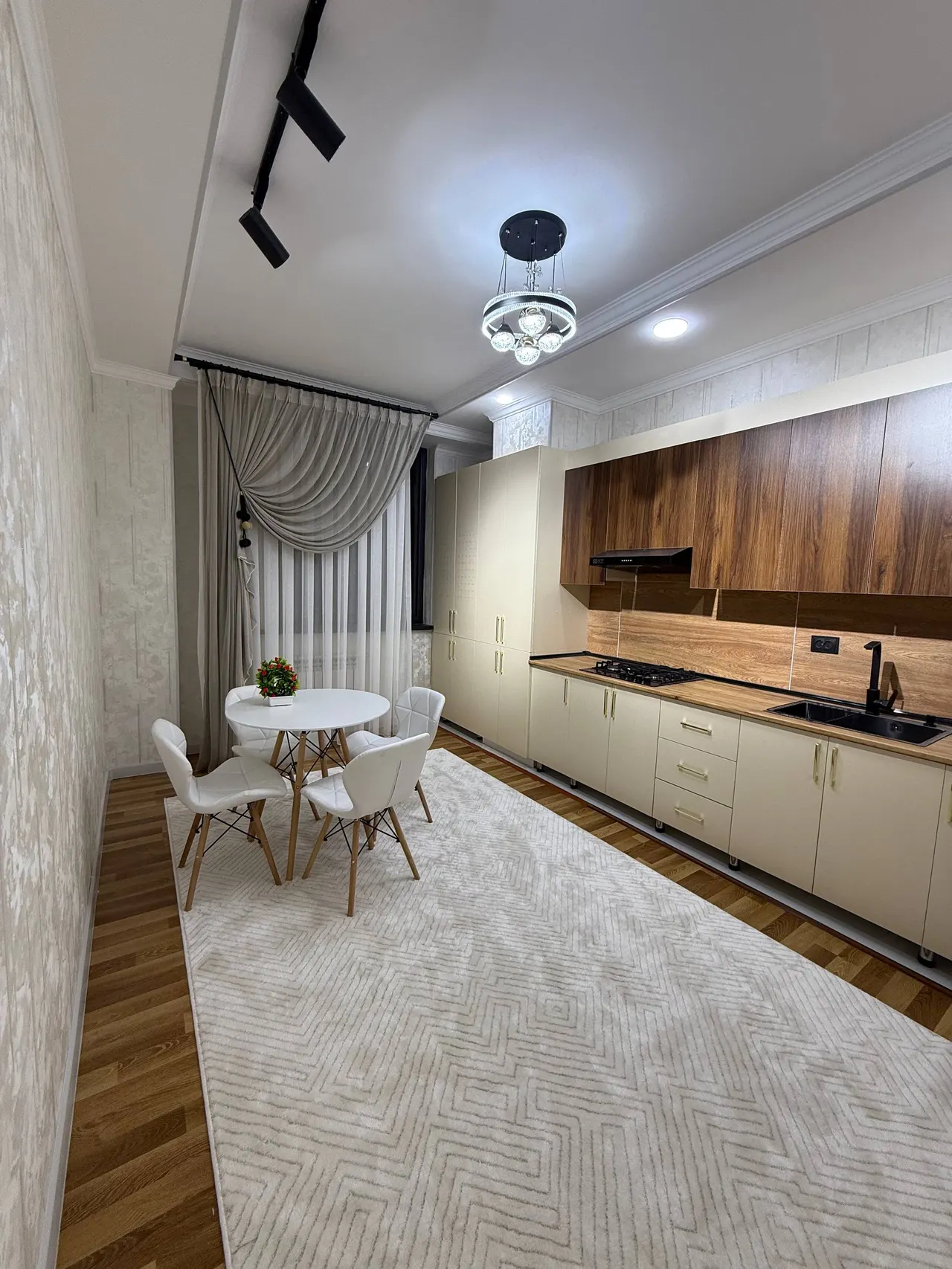 Сотилади 2 хонали квартира, 61 м², 6/10 қават — Яккасарой тумани