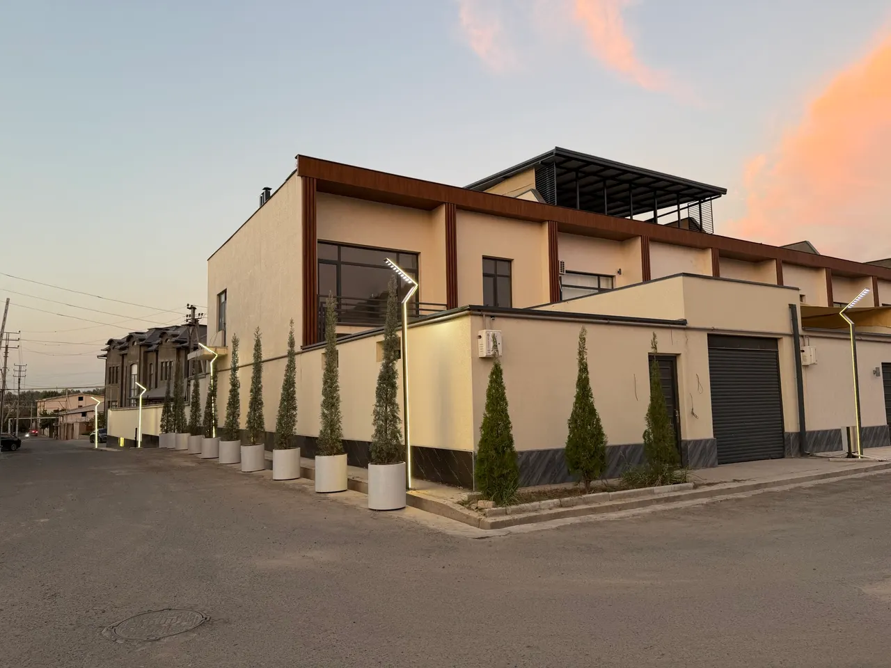Сотилади ҳовли уй, 2.5 сотих, 250 м² — Қибрай тумани
