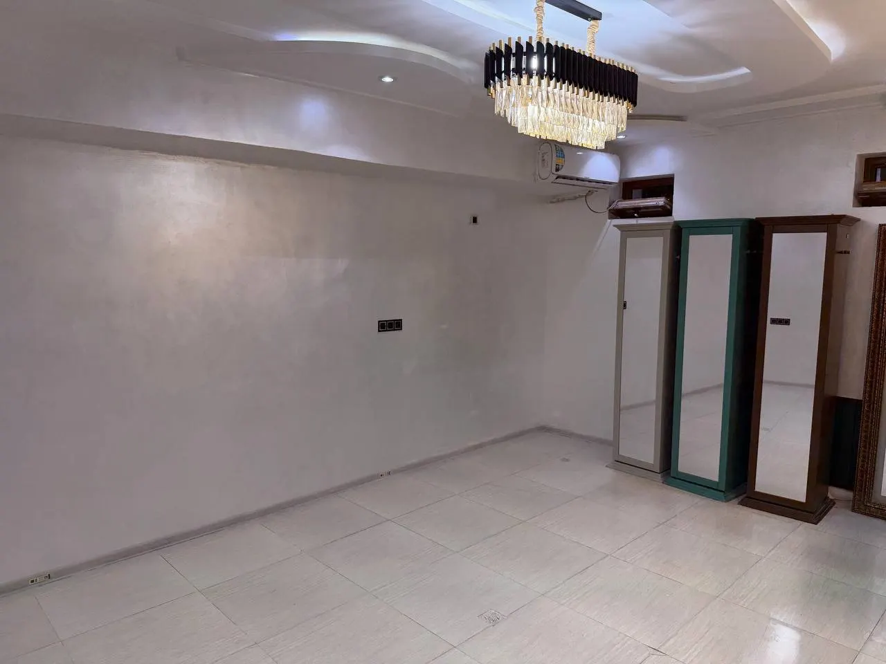 Ижарага берилади тижорат биноси, 200 м² — Юнусобод тумани
