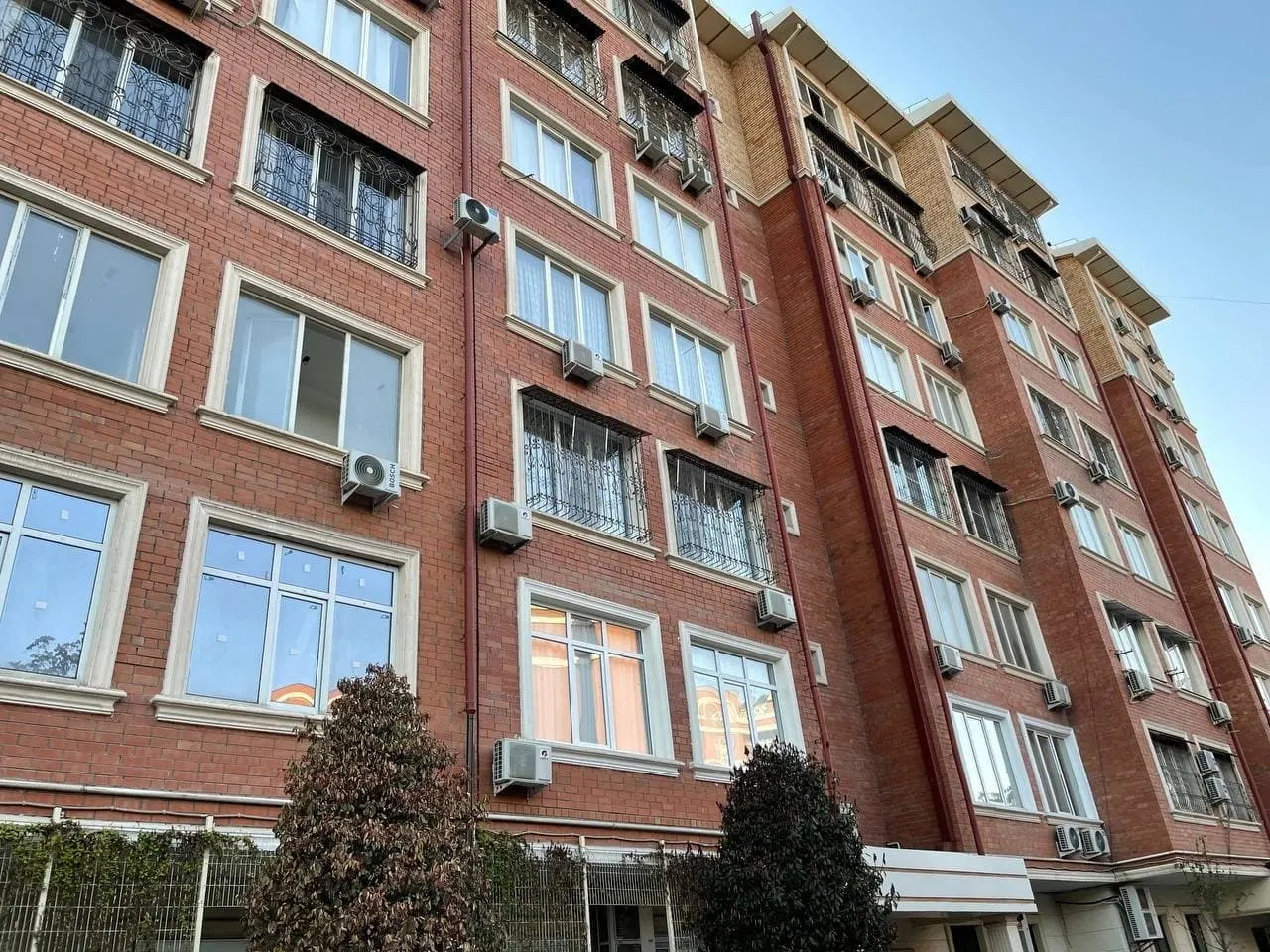 Ijaraga beriladi 3 xonali kvartira, 115 m², 5/9 qavat — Yakkasaroy tumani