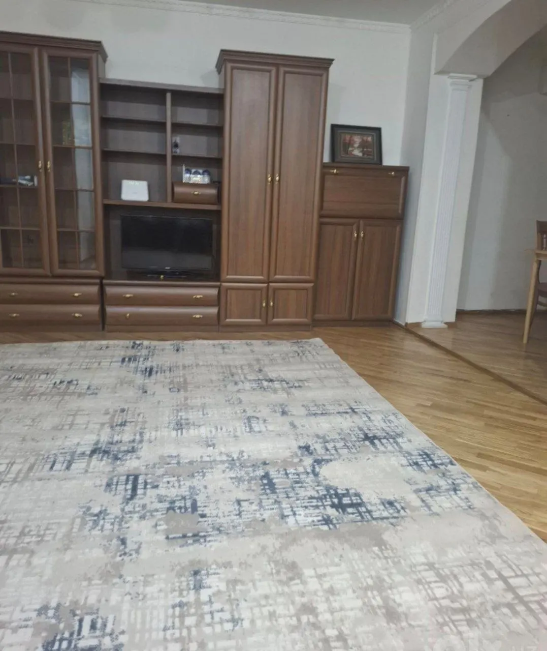 Сдаётся 3-комнатная квартира, 75 м², 2/4 этаж — Яккасарайский район