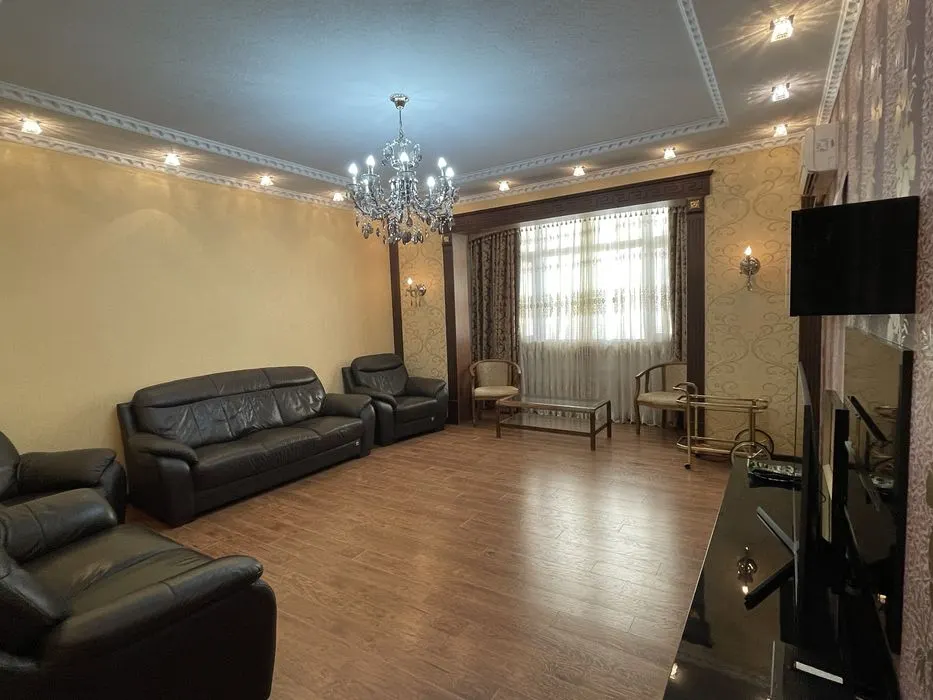 Ijaraga beriladi 3 xonali kvartira, 126 m², 6/9 qavat — Shayxontohur tumani