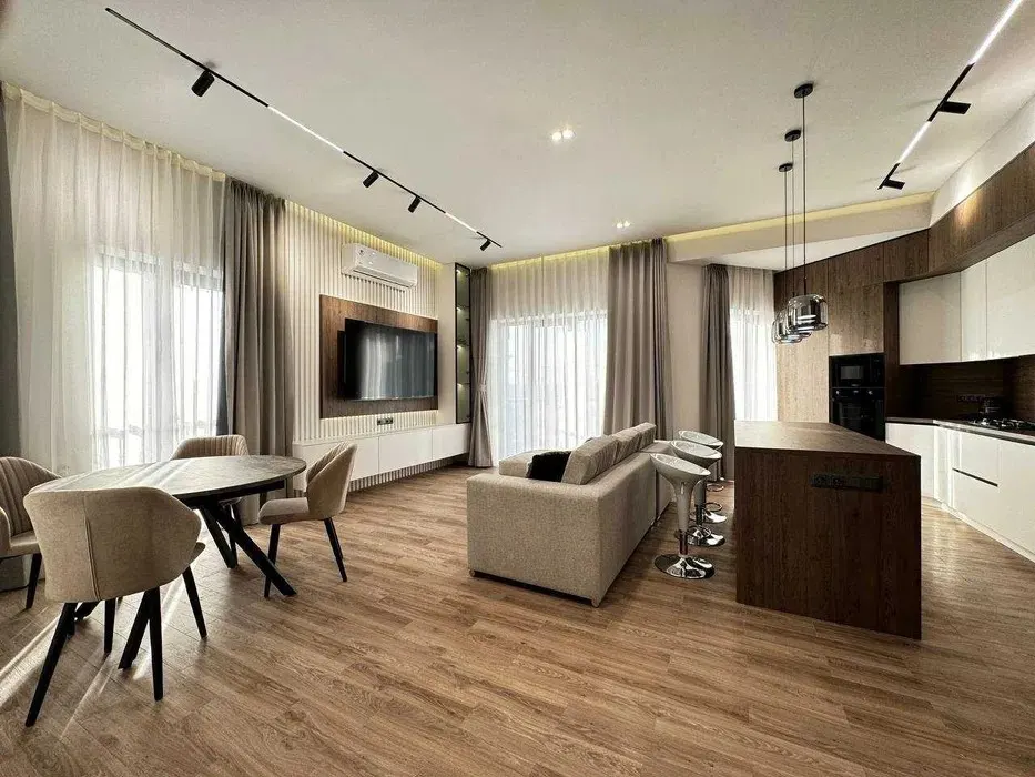 Ijaraga beriladi 3 xonali kvartira, 120 m², 8/10 qavat — Mirzo Ulugʻbek tumani