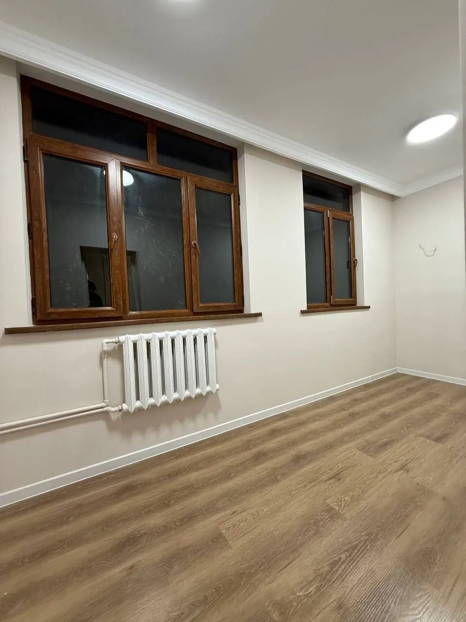Продаётся 1-комнатная квартира, 42 м², 3/5 этаж — Юнусабадский район
