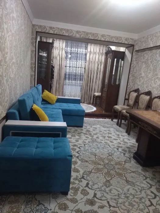 Сдаётся 4-комнатная квартира, 100 м², 3/4 этаж — Юнусабадский район