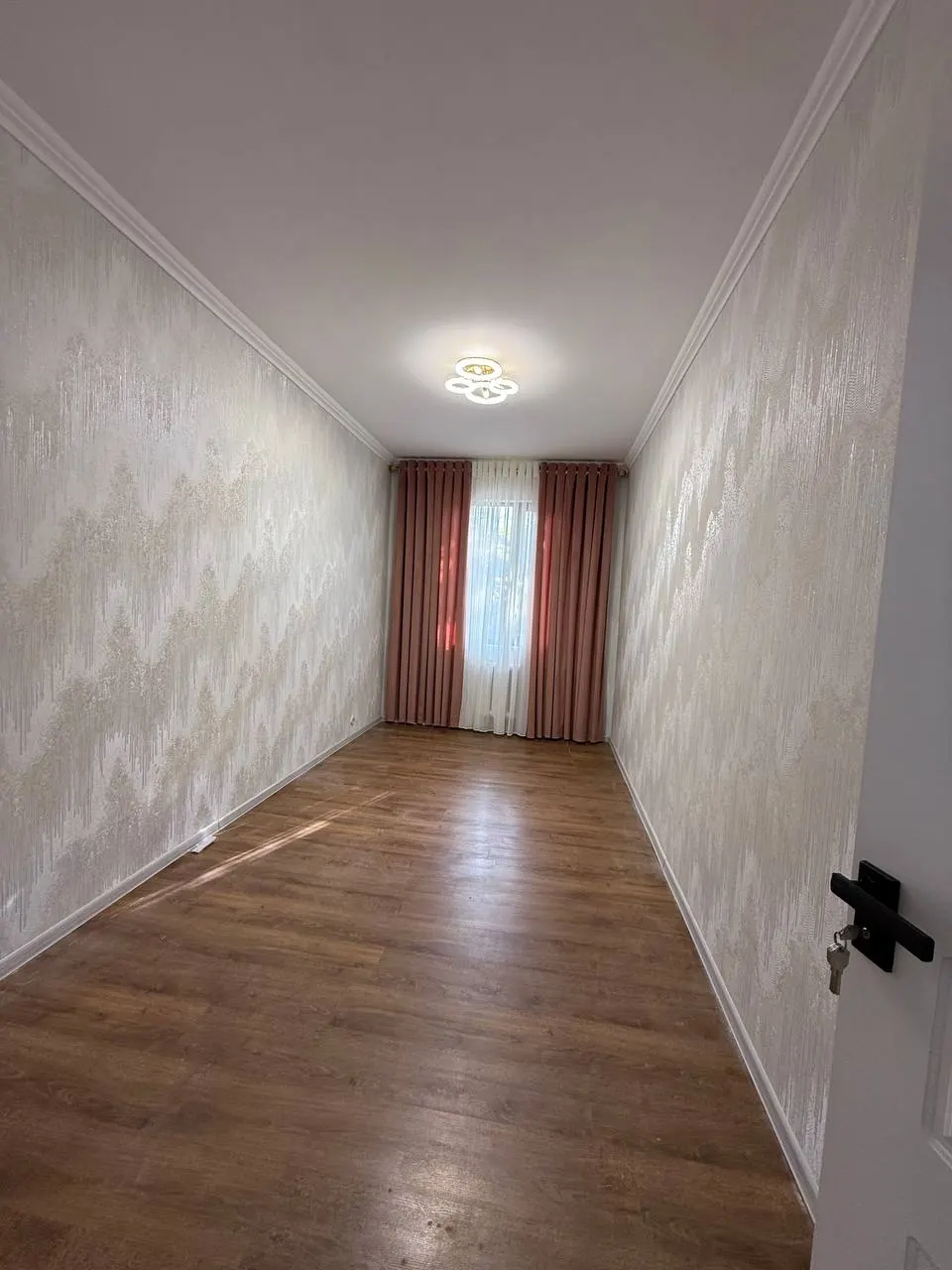 Sotiladi 2 xonali kvartira, 48 m², 2/4 qavat — Chilonzor tumani