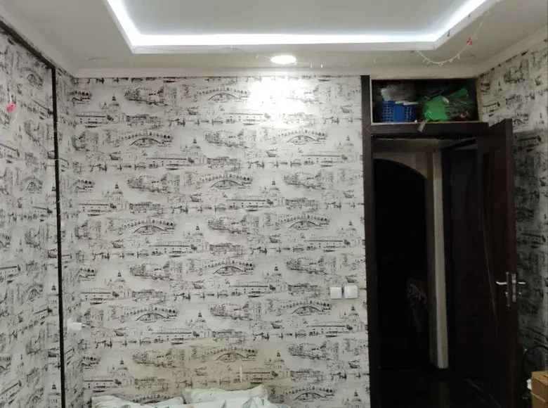 Sotiladi 3 xonali kvartira, 72 m², 2/9 qavat — Yakkasaroy tumani