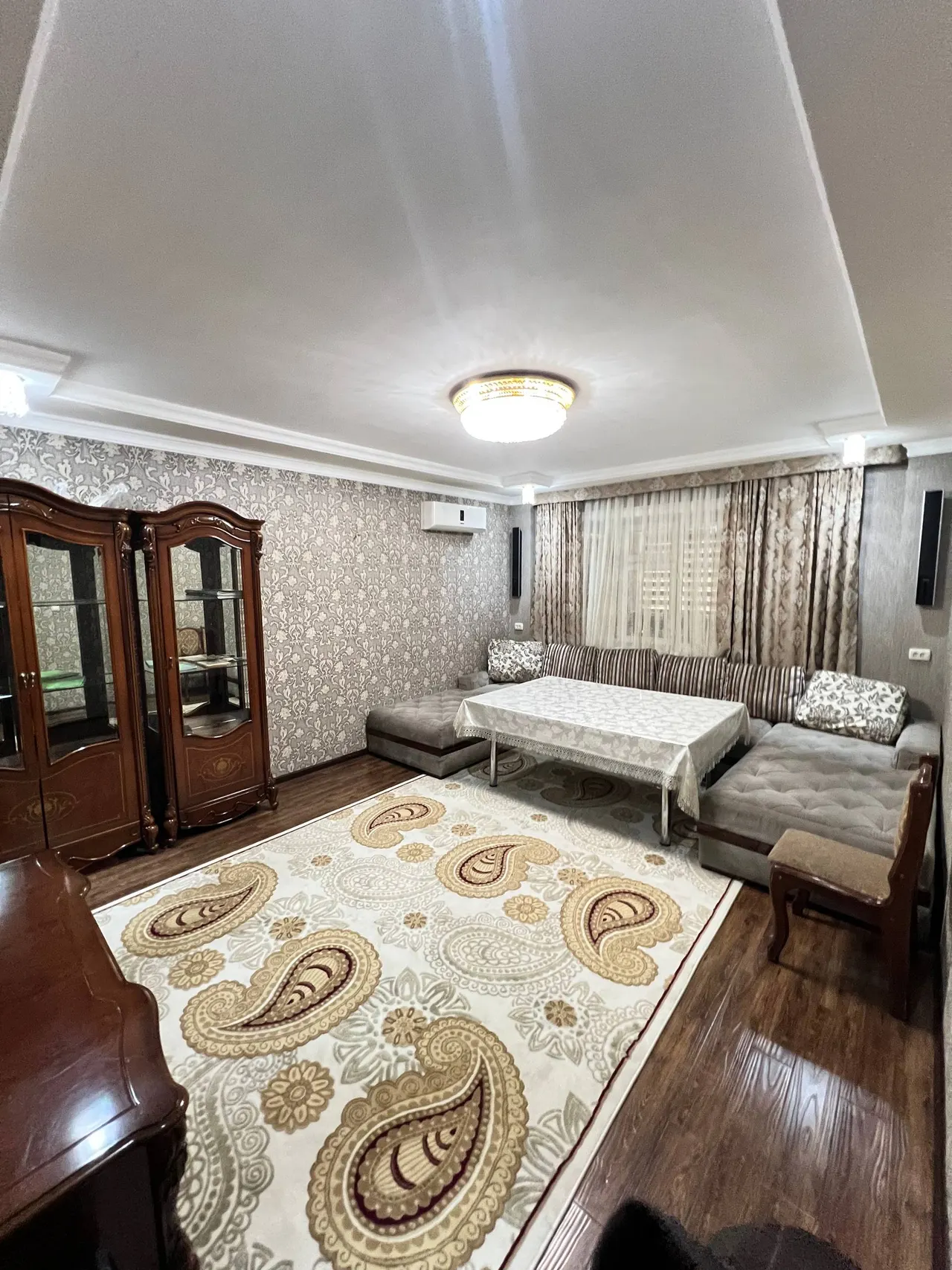 Продаётся 4-комнатная квартира, 113 м², 2/4 этаж — Шайхантахурский район
