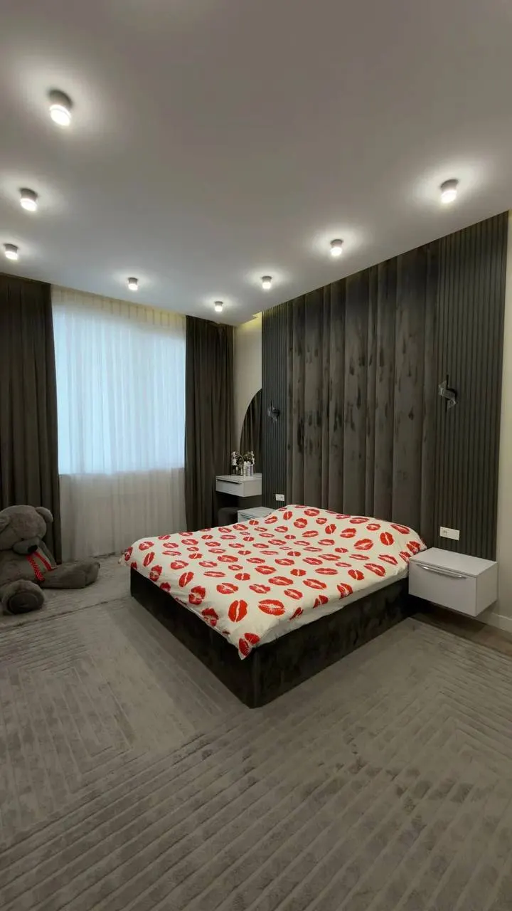 Продаётся 2-комнатная квартира, 52 м², 9/12 этаж — Алмазарский район
