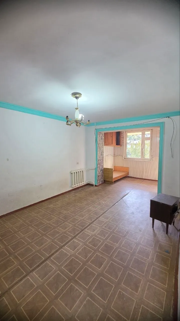 Продаётся 2-комнатная квартира, 54 м², 3/5 этаж — Чиланзарский район