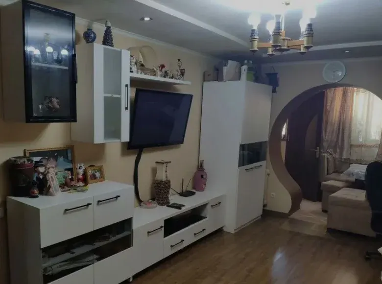Сотилади 3 хонали квартира, 65 м², 1/4 қават — Чилонзор тумани