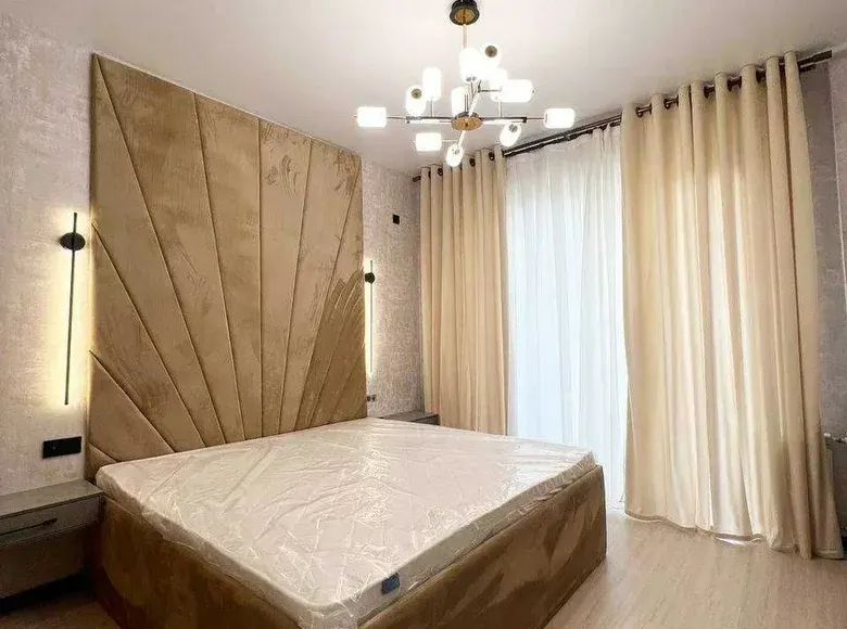 Продаётся 2-комнатная квартира, 60 м², 5/10 этаж — Яккасарайский район