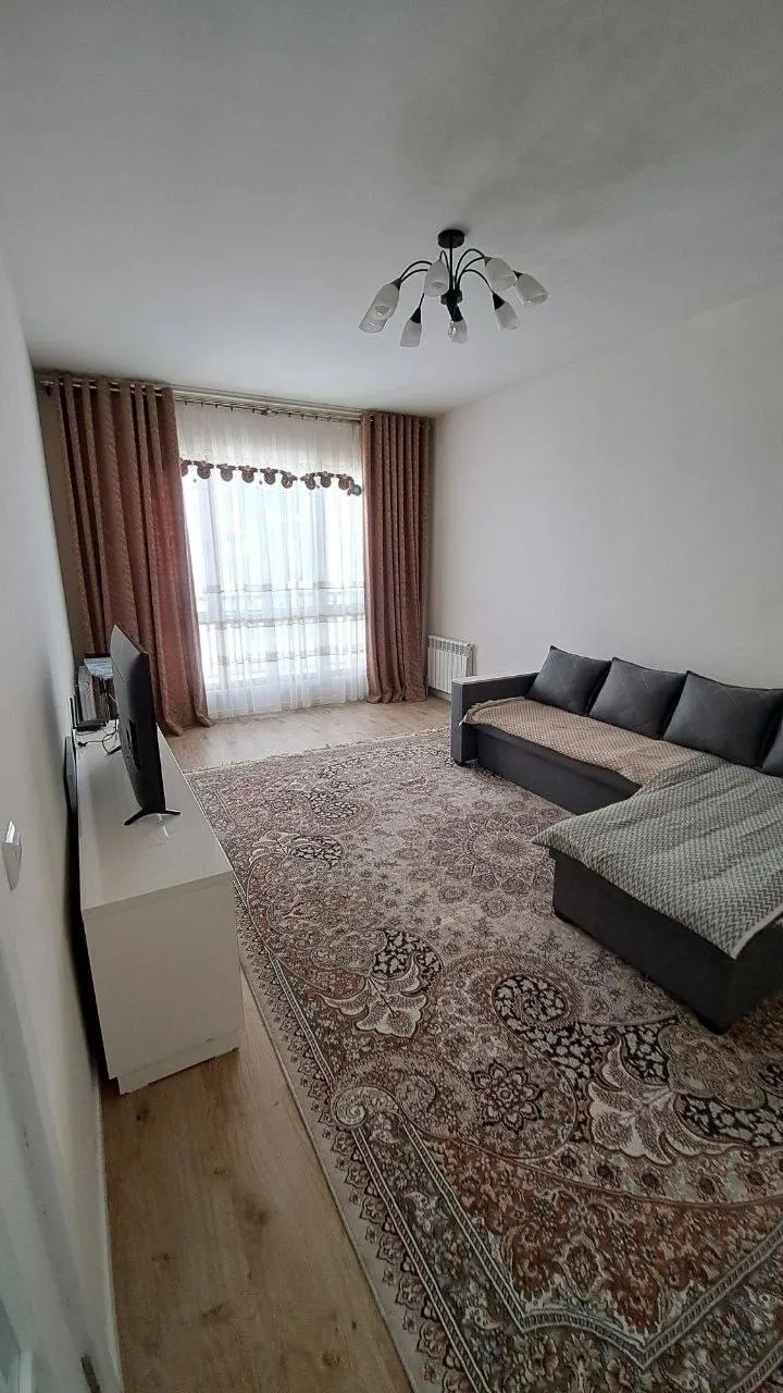 Продаётся 2-комнатная квартира, 65 м², 6/9 этаж — Алмазарский район