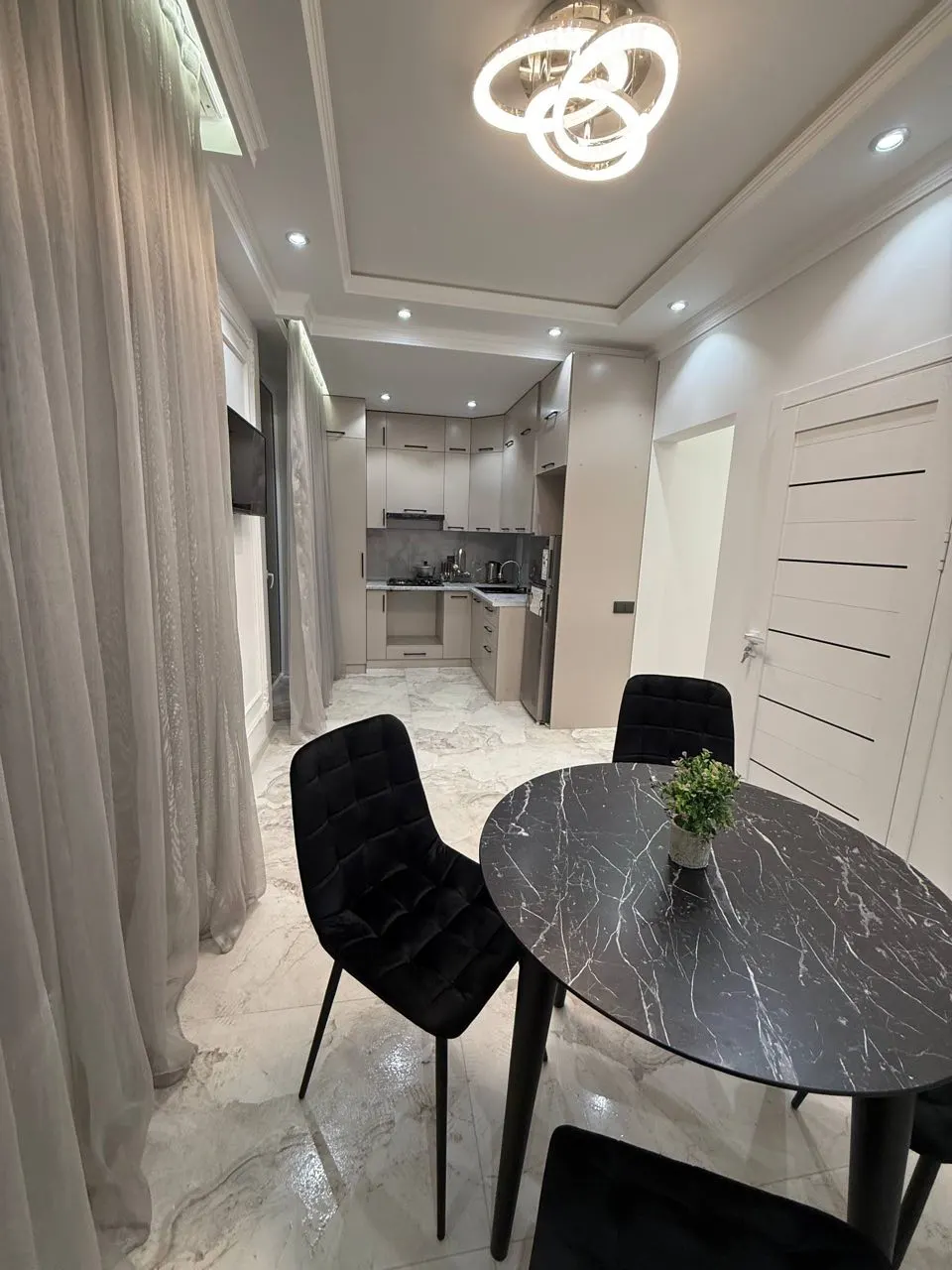 Сотилади 1 хонали квартира, 48 м², 8/16 қават — Тошкент тумани