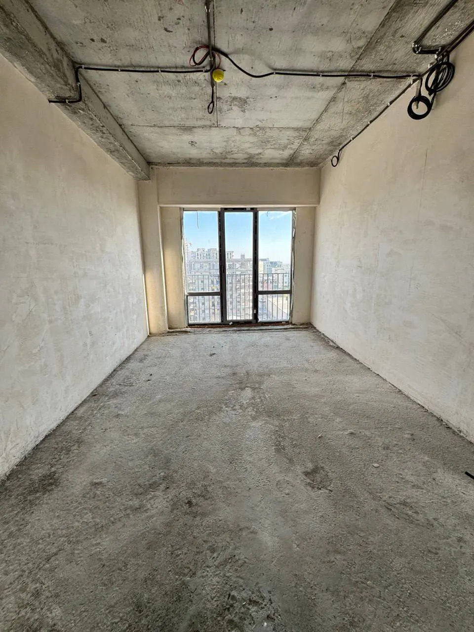 Sotiladi 3 xonali kvartira, 61 m², 10/16 qavat — Yakkasaroy tumani