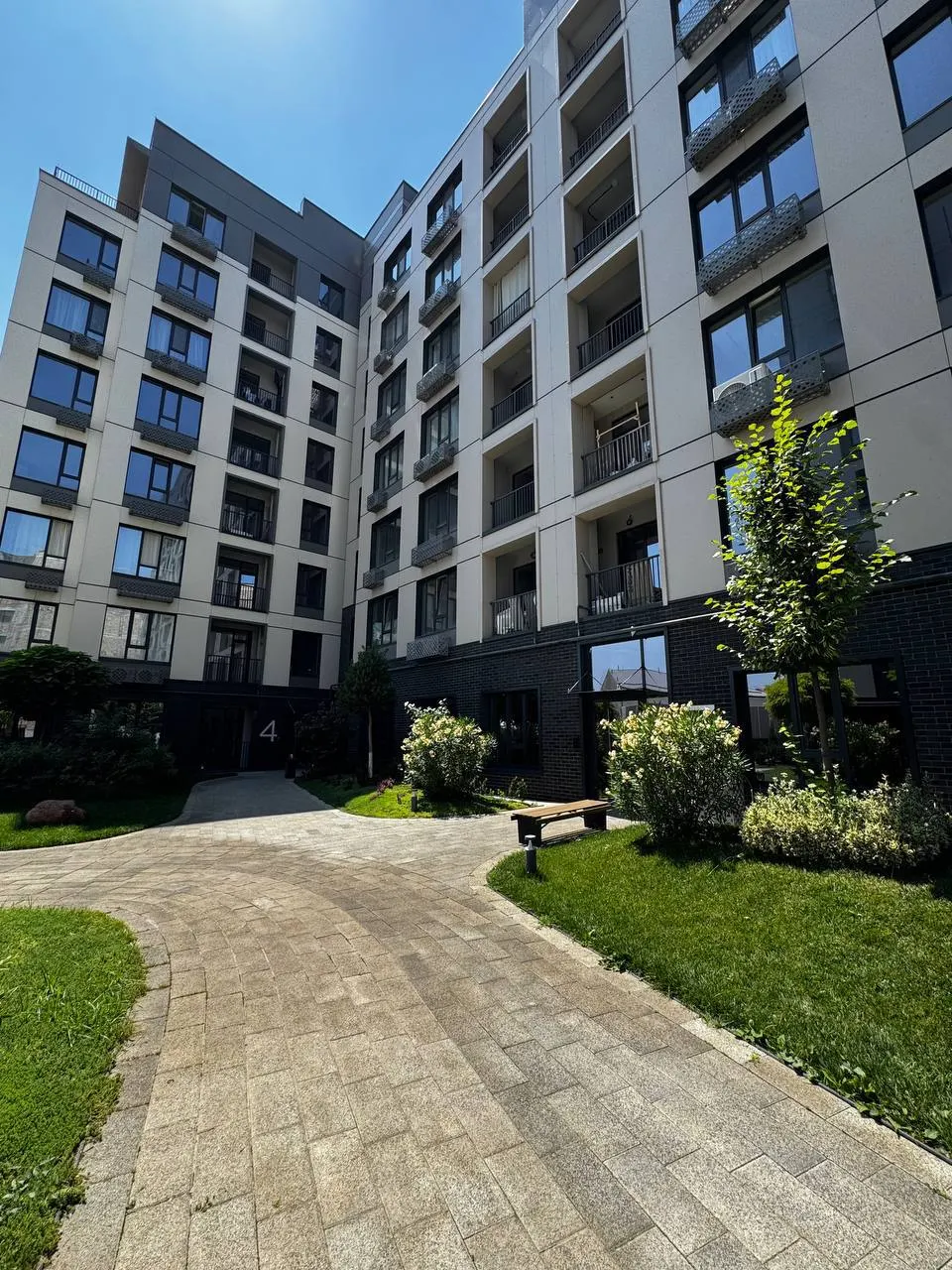 Продаётся 2-комнатная квартира, 64 м², 3/8 этаж — Мирзо-Улугбекский район