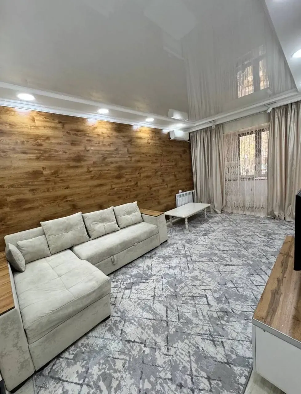Ижарага берилади 2 хонали квартира, 55 м², 2/5 қават — Чилонзор тумани