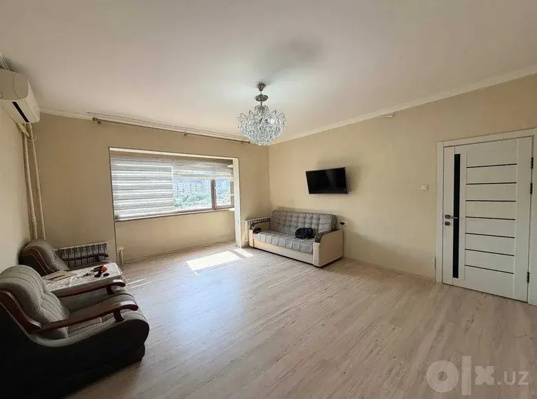 Продаётся 1-комнатная квартира, 42 м², 7/9 этаж — Мирзо-Улугбекский район