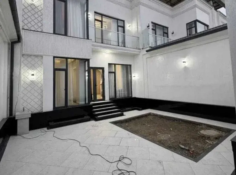 Сотилади 6 хонали ҳовли уй, 1.8 сотих, 500 м² — Юнусобод тумани