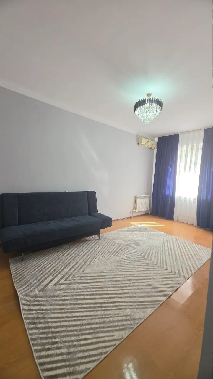 Сотилади 2 хонали квартира, 46 м², 1/7 қават — Сергели тумани