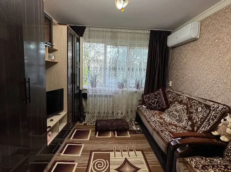 Sotiladi 1 xonali kvartira, 34 m², 1/4 qavat — Yangi Namangan tumani