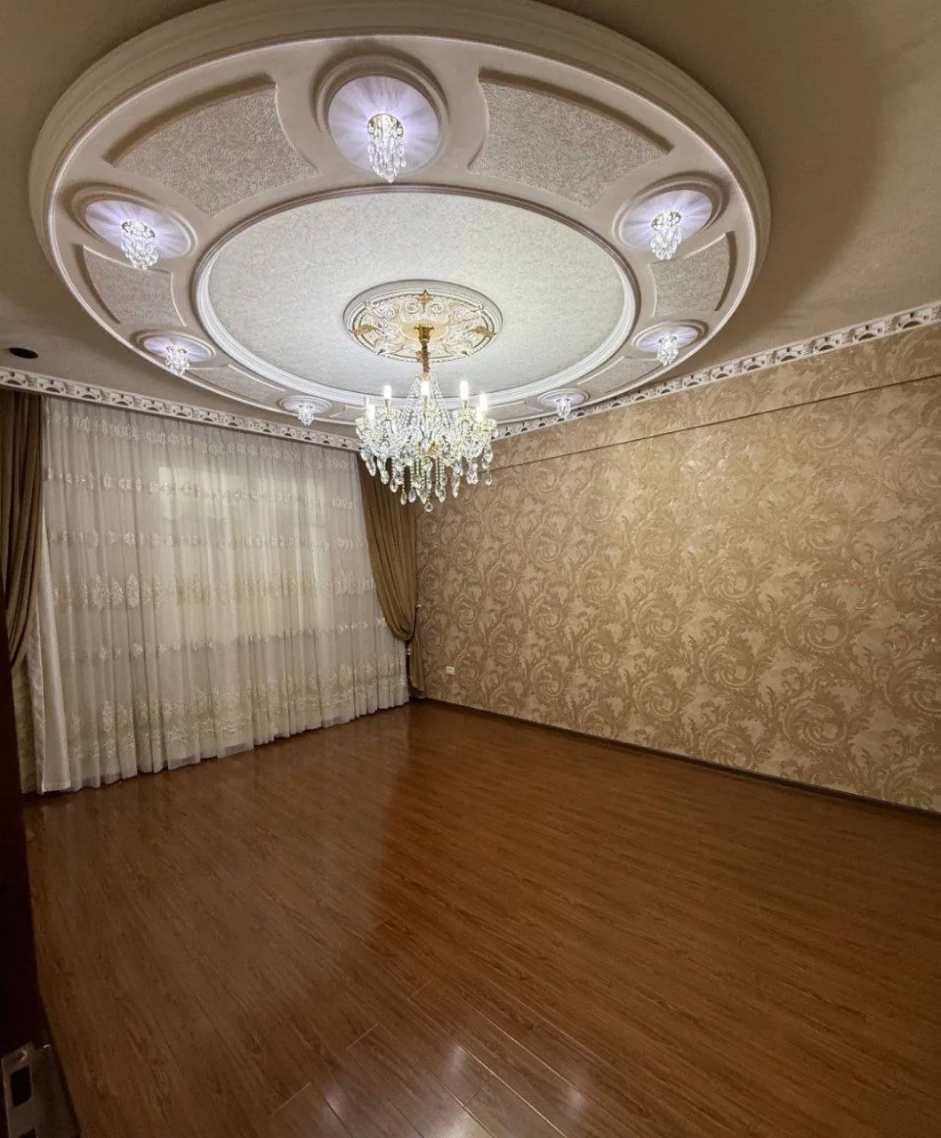 Сотилади 4 хонали квартира, 110 м², 3/6 қават — Юнусобод тумани